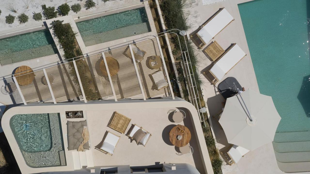 White Pebble Suites Pollonia Exterior photo