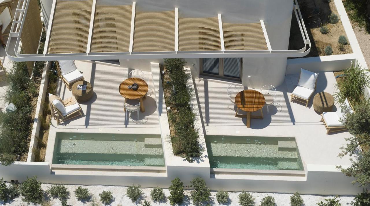 White Pebble Suites Pollonia Exterior photo