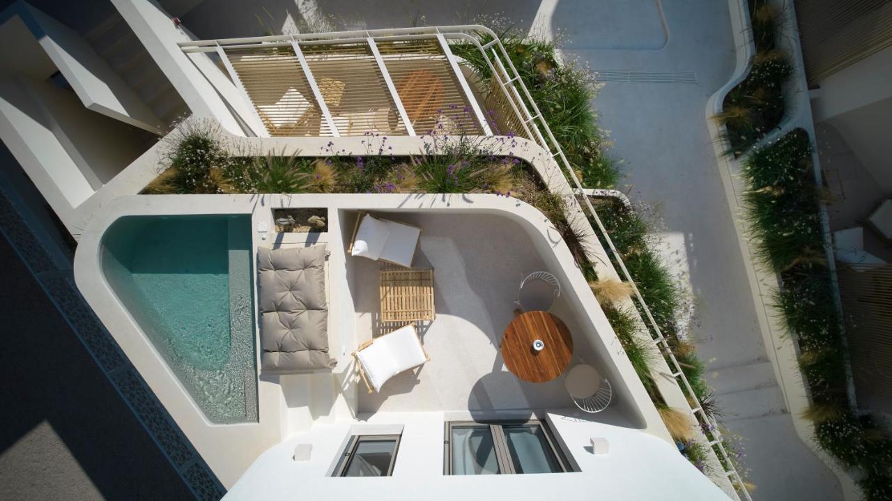 White Pebble Suites Pollonia Exterior photo